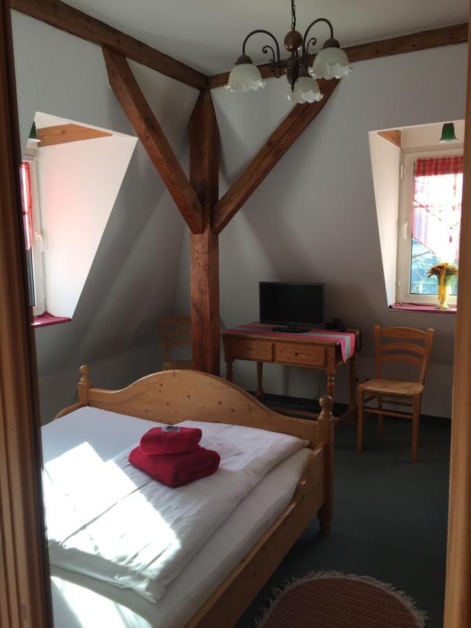 Bergschloesschen Hotel Jüterbog Buitenkant foto